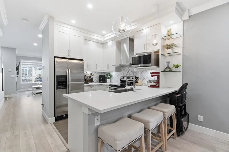 36 6299 144 STREET - photo 2 of 25