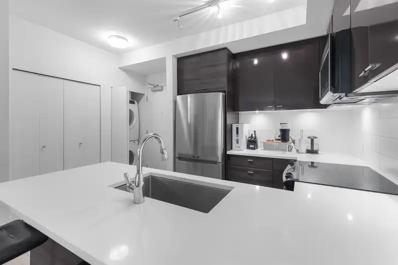 112 13931 FRASER HIGHWAY - photo 4 of 40