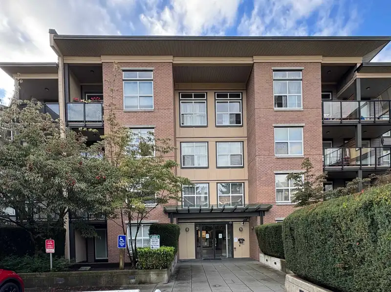 419 10707 139 STREET - photo 1 of 17