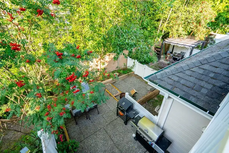 14 13918 58 AVENUE - photo 1 of 39