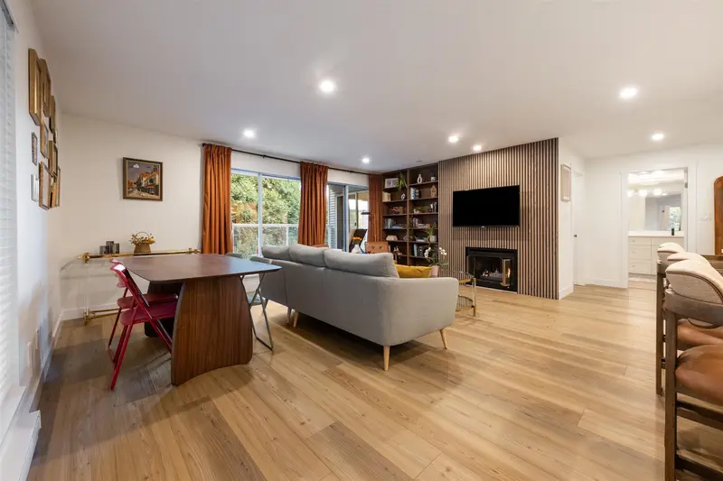 208 2733 ATLIN PLACE - photo 4 of 21