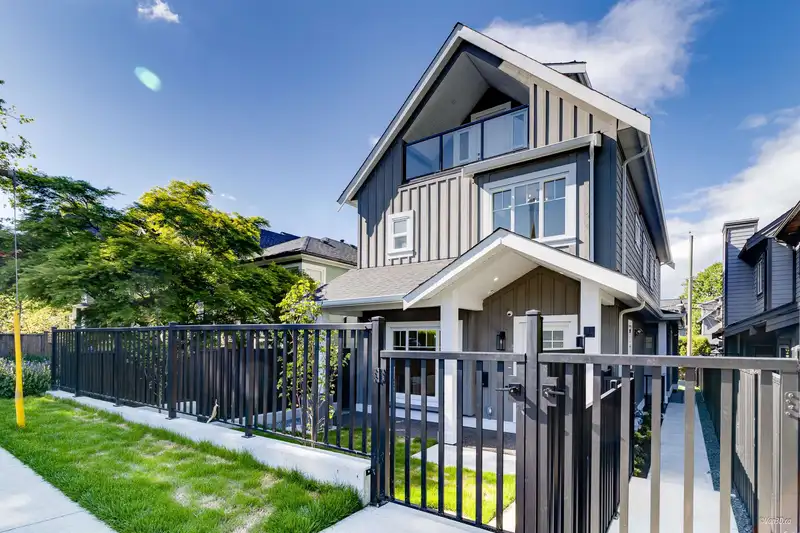 2 1809 E 15TH AVENUE - photo 1 of 28