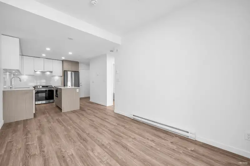 332 13968 LAUREL DRIVE - photo 4 of 19