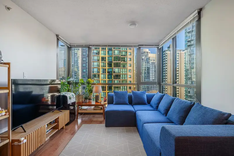 1706 1367 ALBERNI STREET - photo 2 of 23