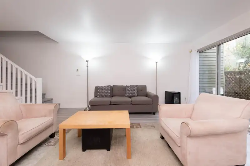 3371 FIELDSTONE AVENUE - photo 4 of 23