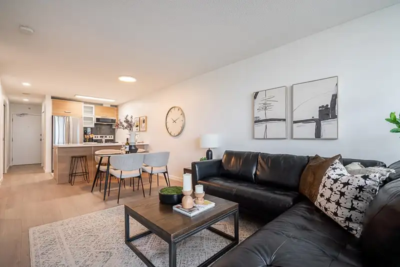 203 13688 100 AVENUE - photo 4 of 29