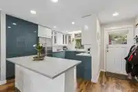 7 240 E KEITH ROAD - thumbnail 12