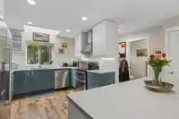 7 240 E KEITH ROAD - thumbnail 15