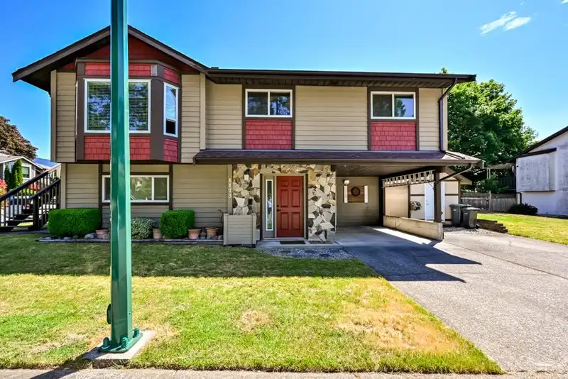1173 INLET STREET - photo 1 of 33