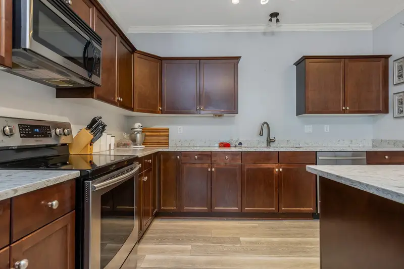 308 46053 CHILLIWACK CENTRAL ROAD - photo 4 of 25