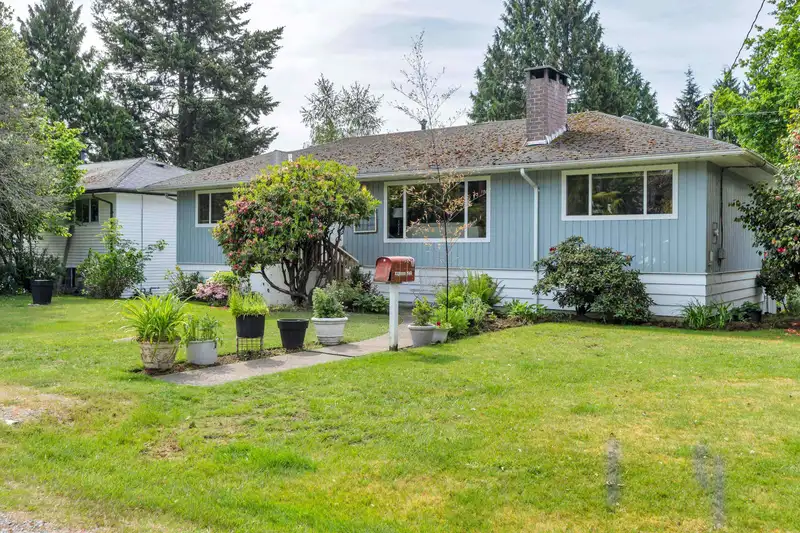 13890 BLACKBURN AVENUE - photo 1 of 27