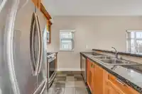 157 7388 MACPHERSON AVENUE - thumbnail 9