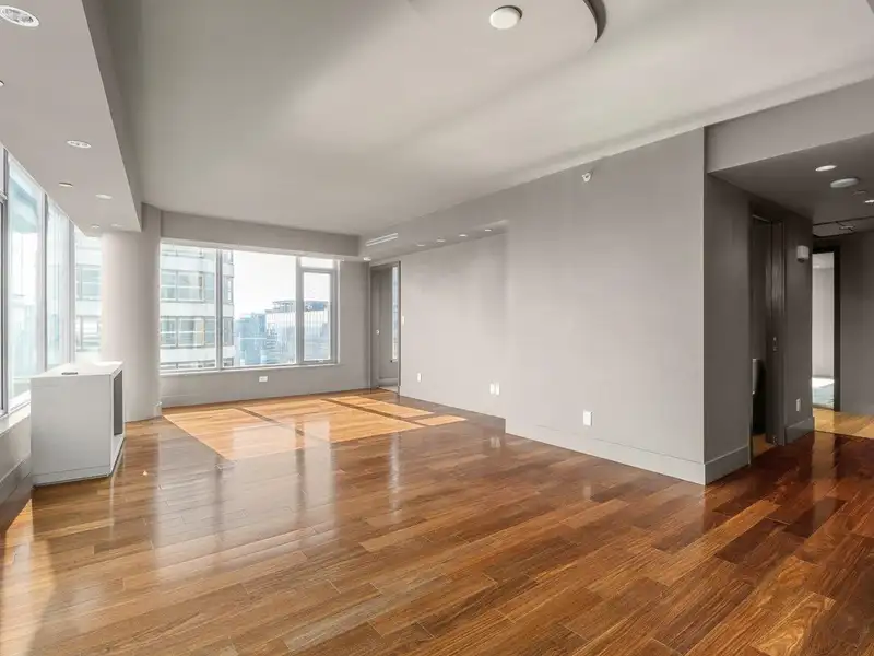2504 667 HOWE STREET - photo 2 of 28