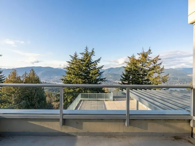 903 9262 UNIVERSITY CRESCENT - photo 4 of 17