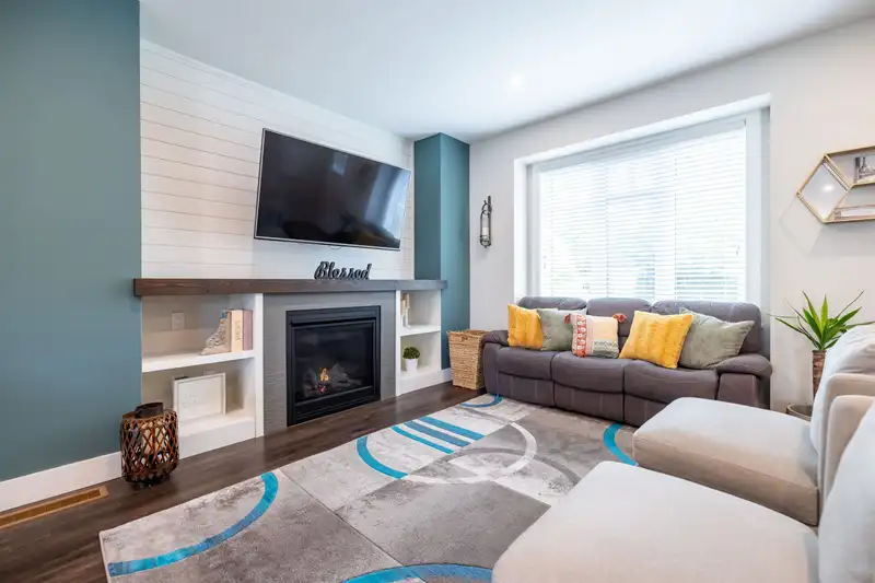 10 34121 GEORGE FERGUSON WAY - photo 4 of 26