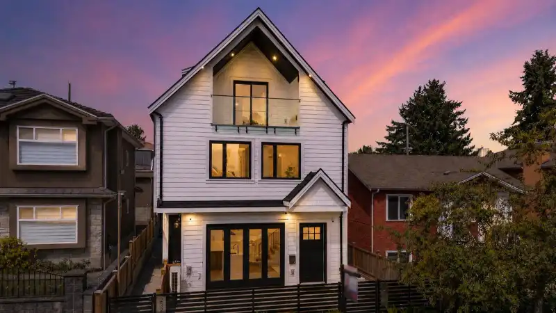 1 3271 E GEORGIA STREET - photo 1 of 30