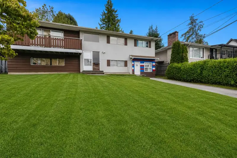 9892 130 STREET - photo 1 of 10