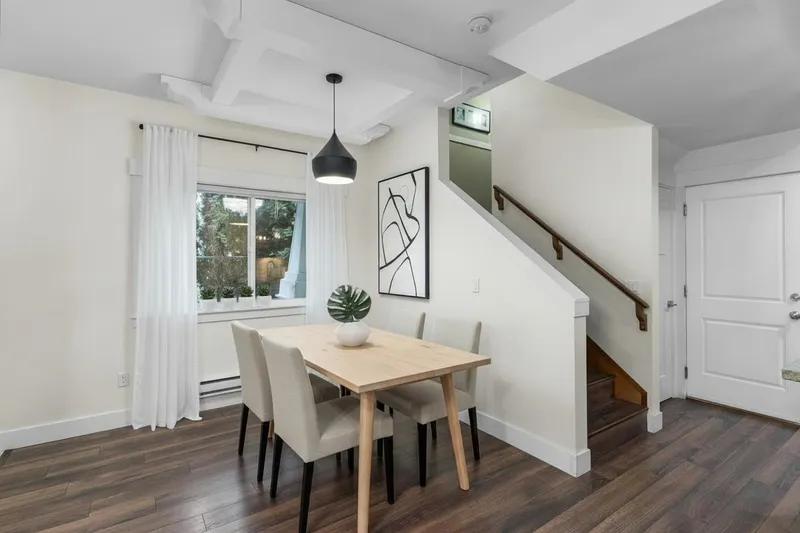 8 7298 199A STREET - photo 3 of 20