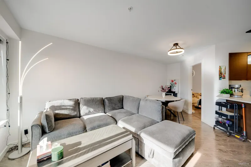 316 12339 STEVESTON HIGHWAY - photo 2 of 25