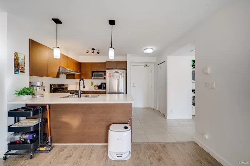 316 12339 STEVESTON HIGHWAY - photo 4 of 25