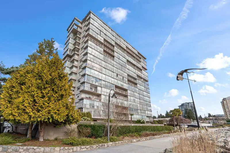 203 150 24TH STREET - photo 1 of 25