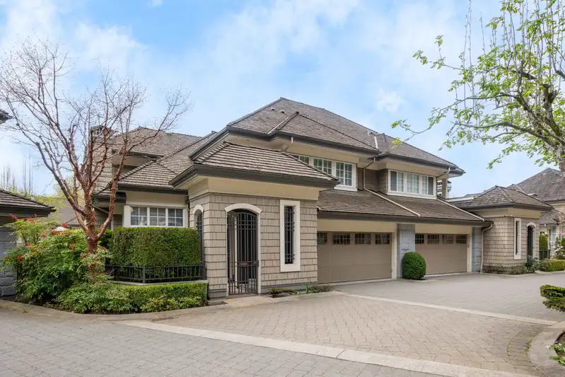 6380 LARKIN DRIVE - photo 1 of 40