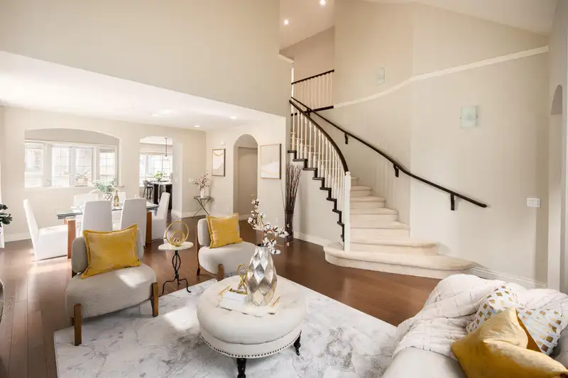6380 LARKIN DRIVE - photo 4 of 40