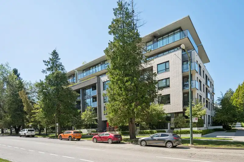 510 4427 CAMBIE STREET - photo 4 of 31