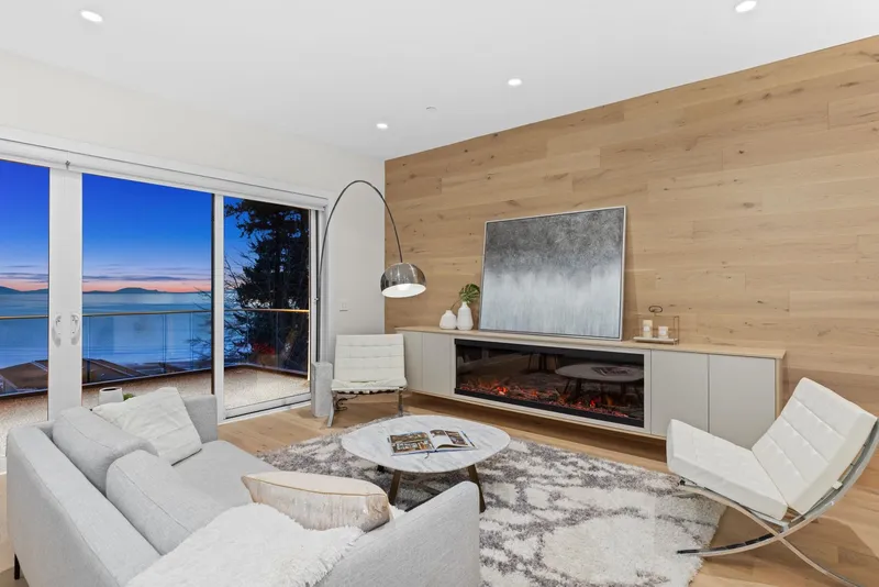 14799 OXENHAM AVENUE - photo 3 of 25