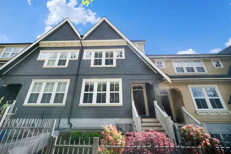 104 3416 QUEENSTON AVENUE - photo 1 of 35