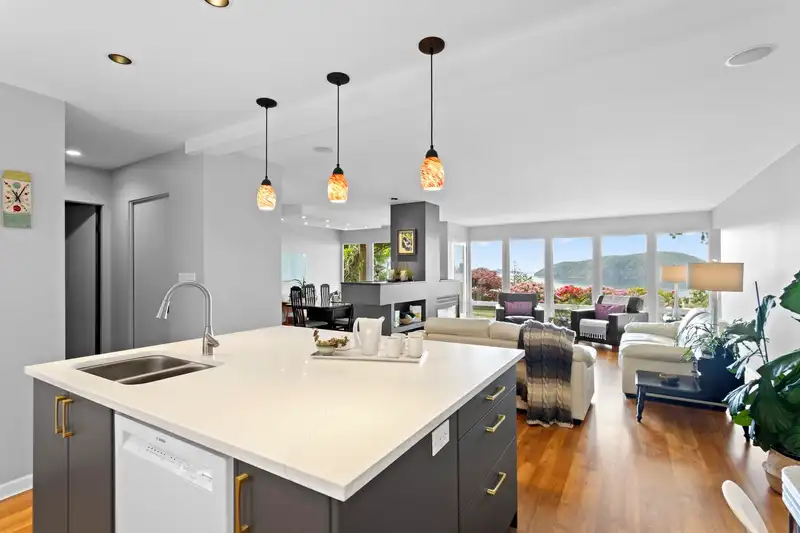 45 SWEETWATER PLACE - photo 1 of 40