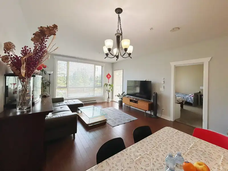 506 14333 104 AVENUE - photo 3 of 26