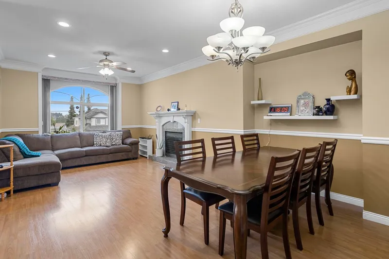 9309 134 STREET - photo 4 of 25