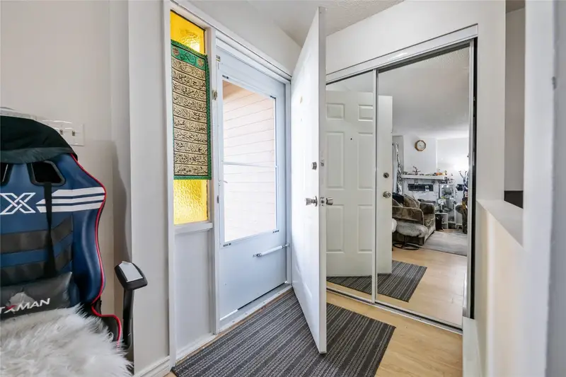 103 7139 133A STREET - photo 2 of 25