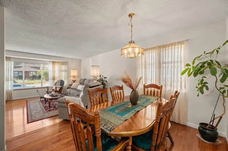 6426 WADE ROAD - photo 3 of 40