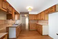 1777 E 4TH AVENUE - thumbnail 10