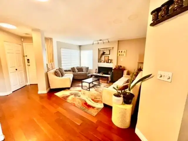 208 13900 HYLAND ROAD - photo 2 of 29