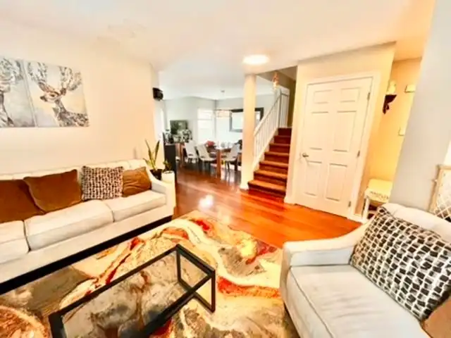 208 13900 HYLAND ROAD - photo 4 of 29