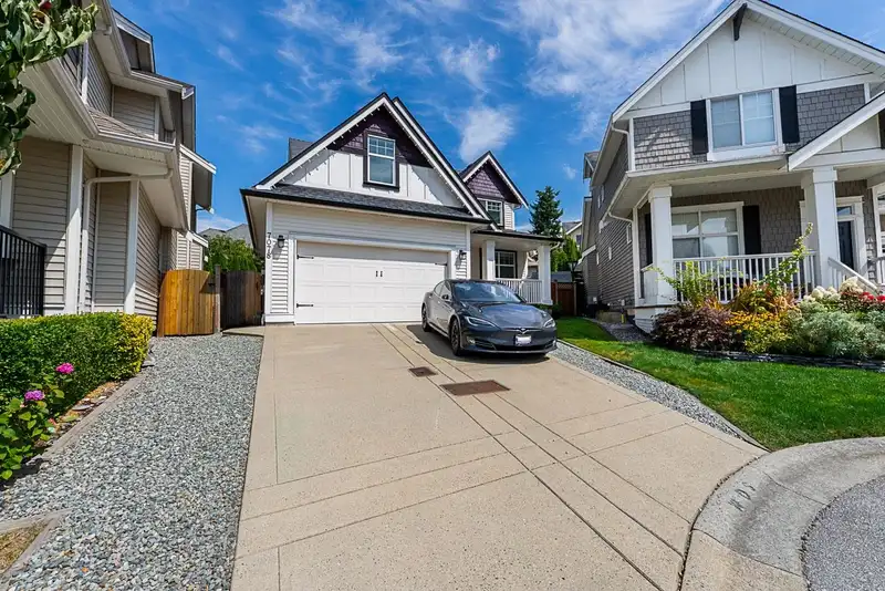 7078 179 STREET - photo 1 of 36