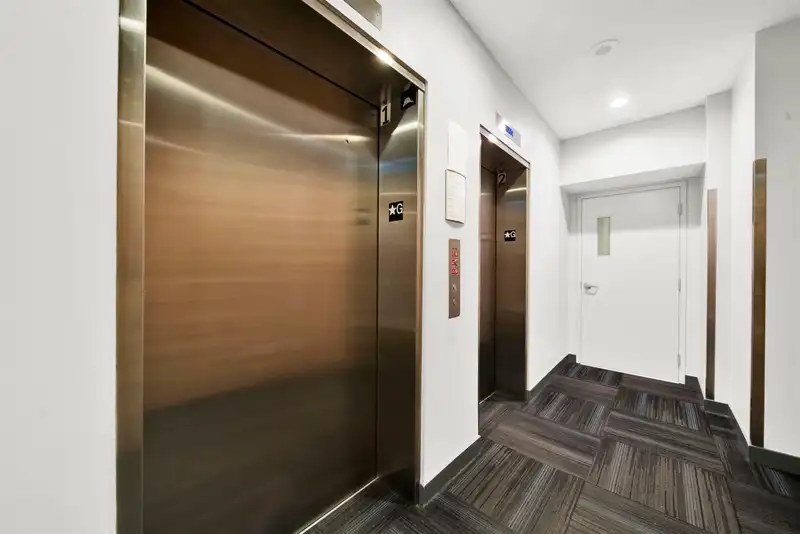 307 200 NELSON'S CRESCENT - photo 3 of 35