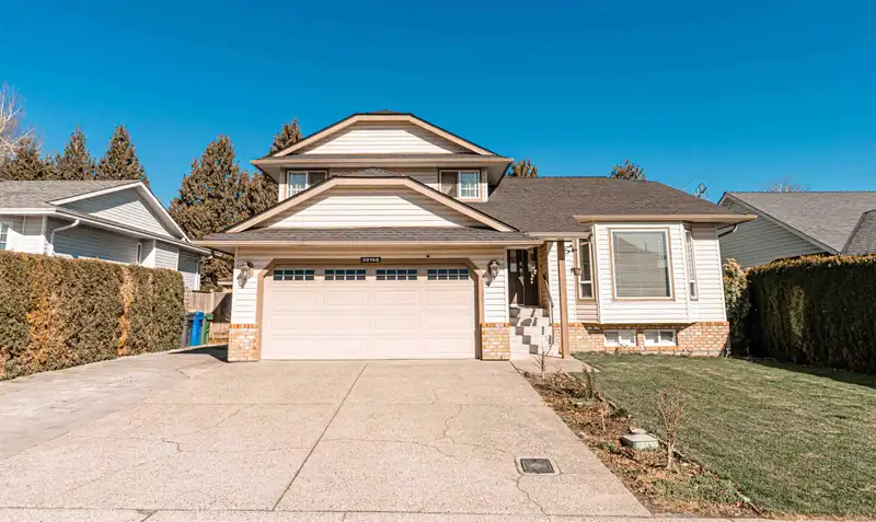 32155 CLINTON AVENUE - photo 3 of 39