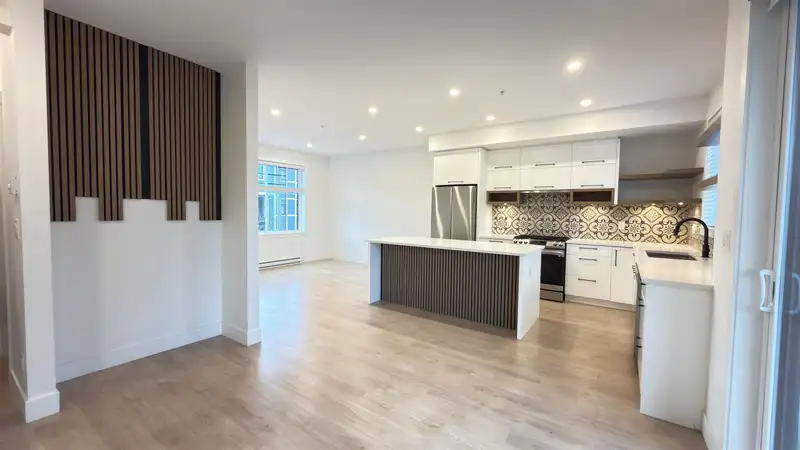 3 12018 237 STREET - photo 2 of 36