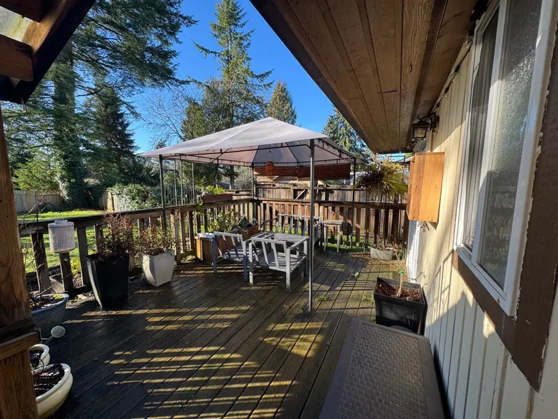 20624 WESTFIELD AVENUE - photo 3 of 15