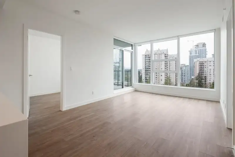 1306 595 AUSTIN AVENUE - photo 3 of 23