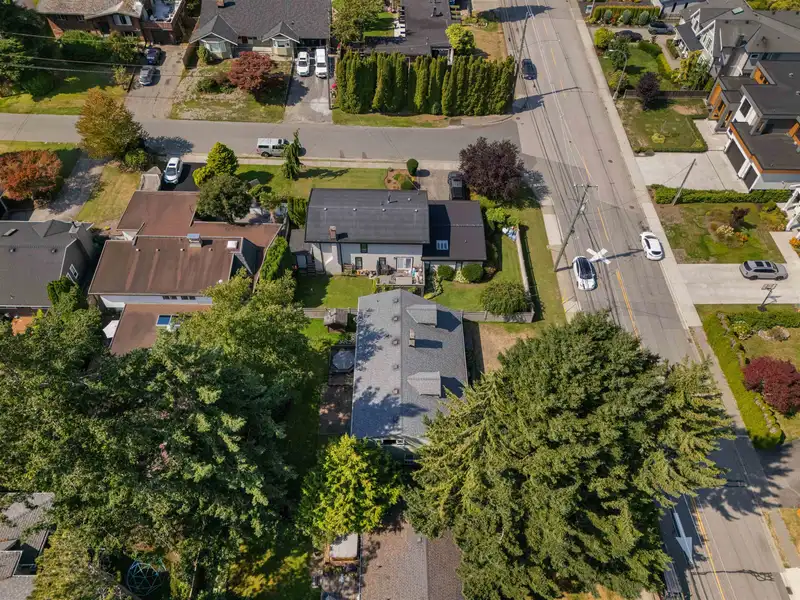 5270 1 AVENUE - photo 2 of 37