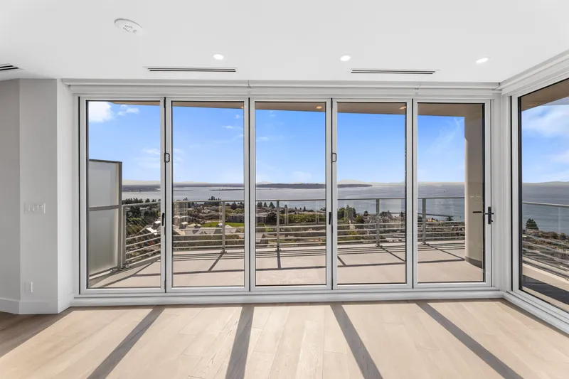 1302 1342 JOHNSTON ROAD - photo 4 of 25