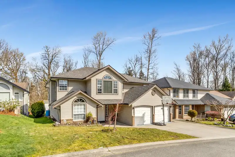 2 3770 CLEARBROOK ROAD - photo 2 of 35