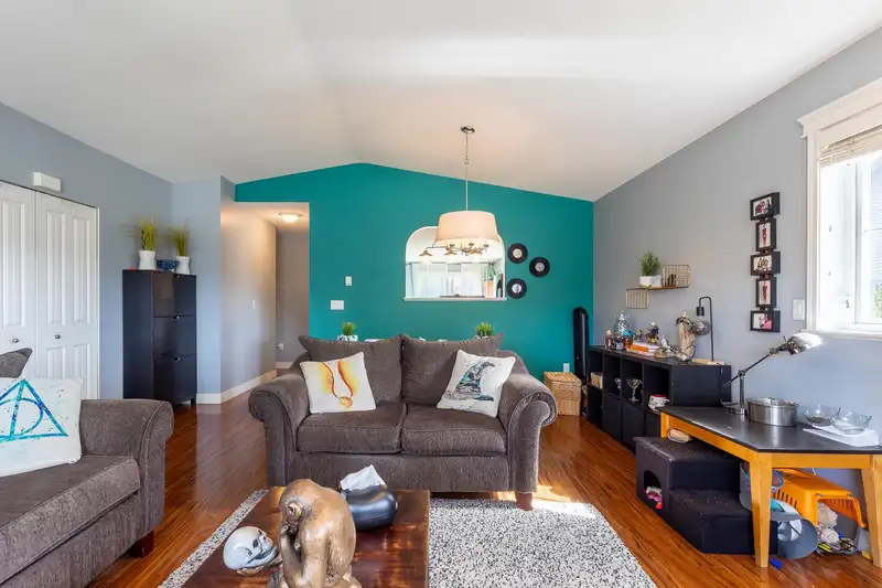 5708 LOUISE WAY - photo 3 of 23