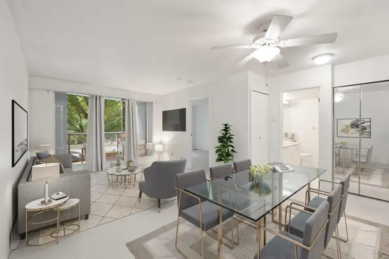 209 10523 UNIVERSITY DRIVE - photo 1 of 18