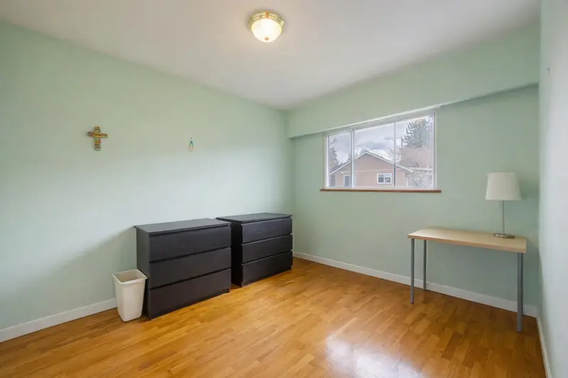 7620 FORMBY STREET - photo 4 of 9